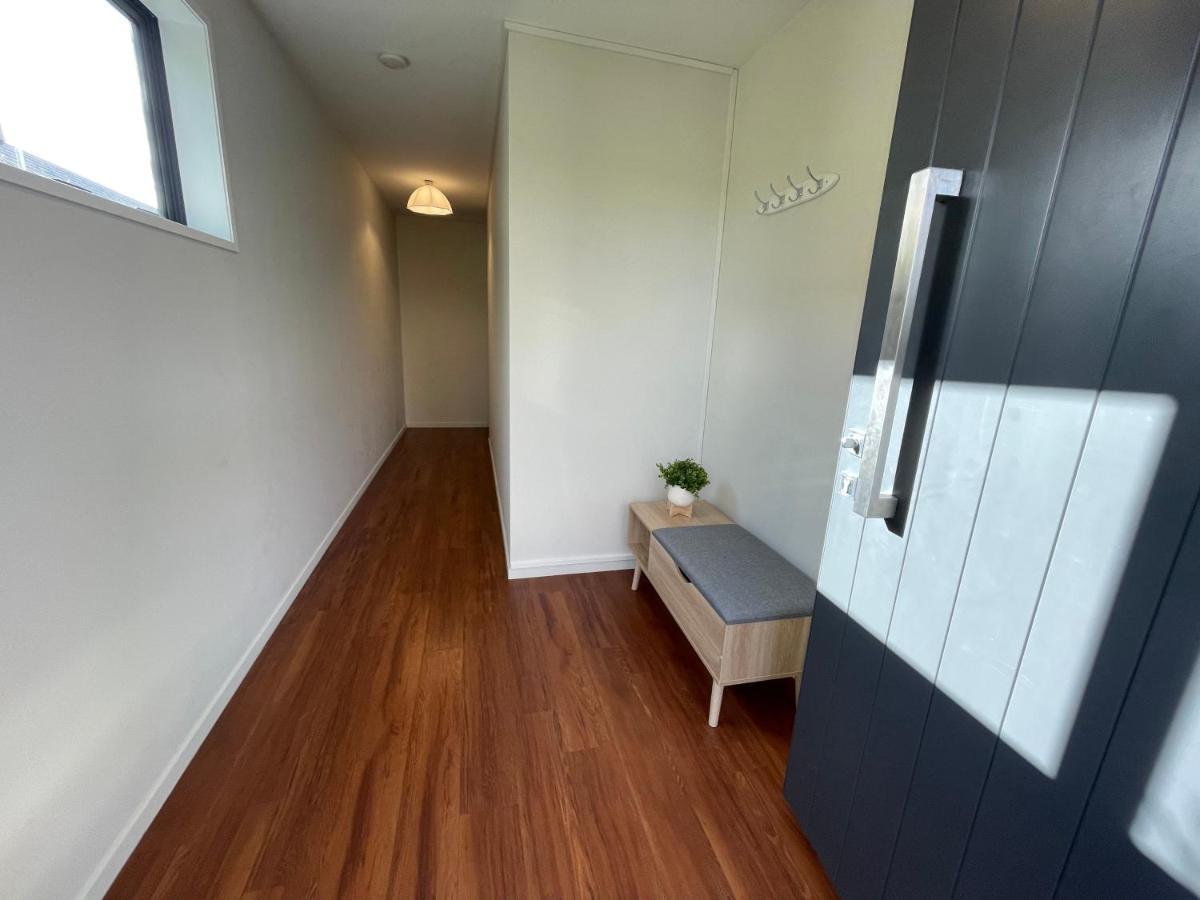 Quiet, New, Sunny Cnzhouse On Upstairs Near Cbd Apartamento Christchurch Exterior foto